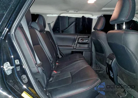 2024 Toyota 4Runner Sr5 Premium из США, поврежденный, VIN JTERU5JR7R6229061